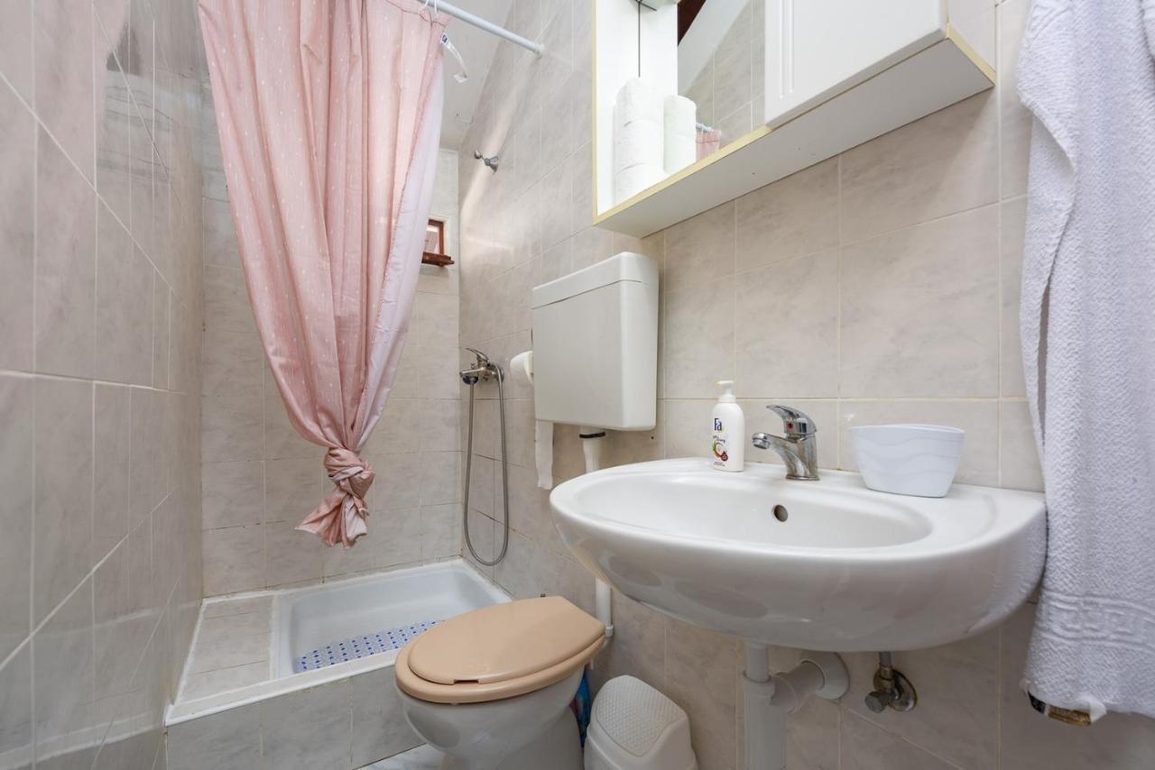 Amore House With Apartment Umag Kültér fotó